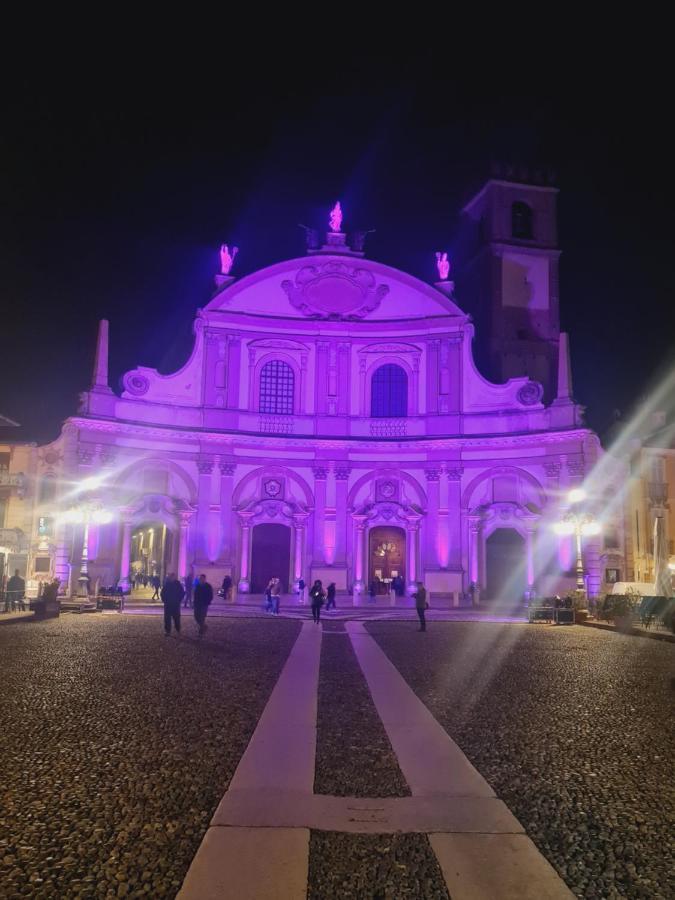 La Casa Di Ida Intero Appartamento Vigevano Exteriér fotografie